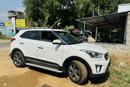 Hyundai Creta on Self drive in Srinagar Kashmir