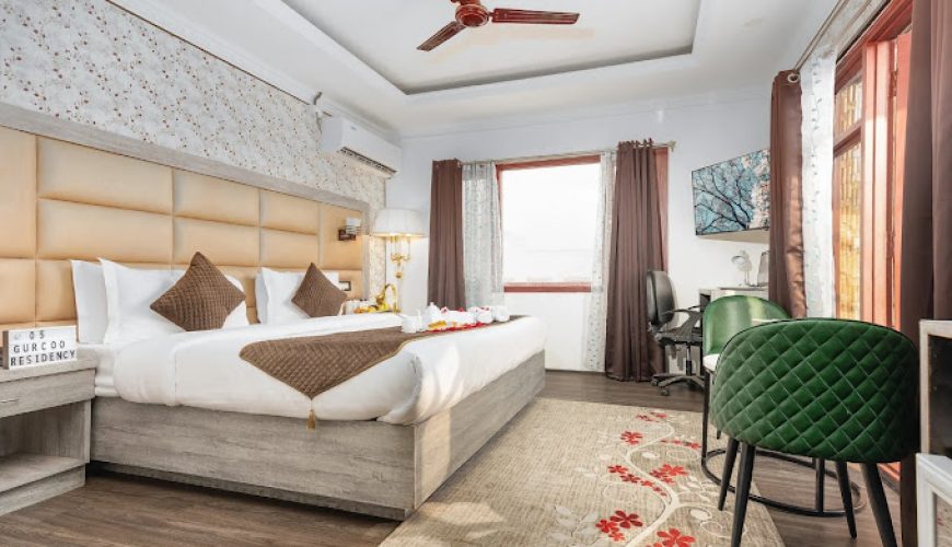 Hotel Gurcoo Residnecy , Best 3 Star Hotel with Swimming Pool in Srinagar Kashmir