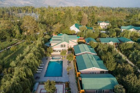 Hotel Orchid Retreat & Spa Srinagar